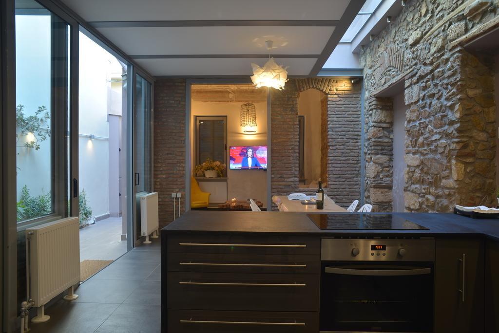 Contemporary Acropolis House Athens